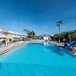 Resort Thb Tropical Island 4*