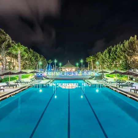 Thb Tropical Island 4*